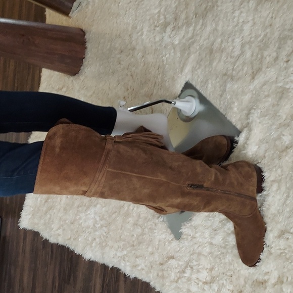 FRYE Boots - Picture 5 of 8